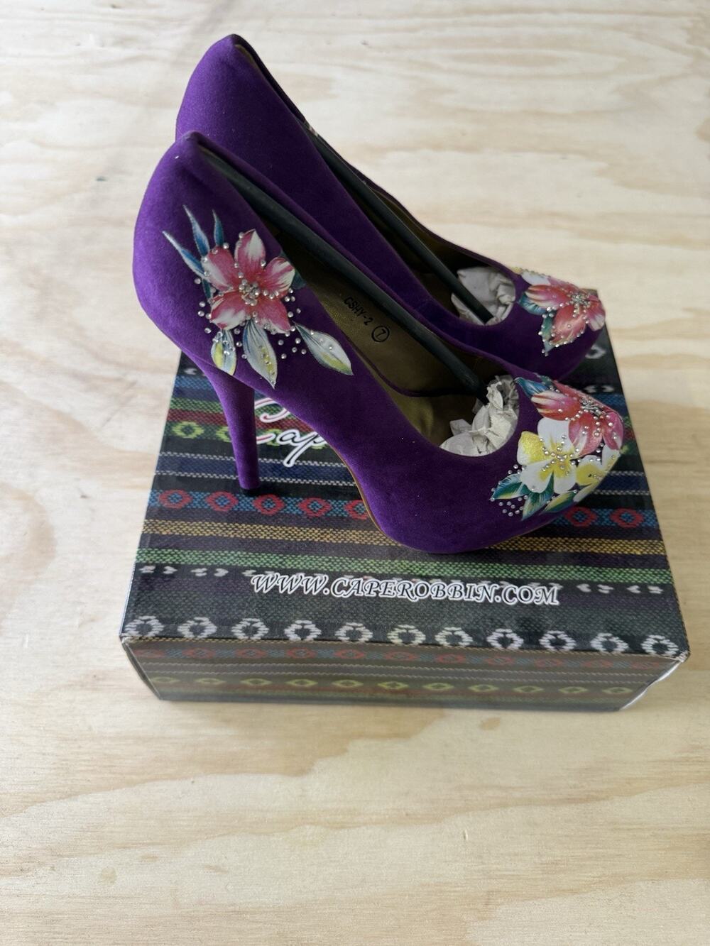 Cape Robbin Woman’s Size 7 Heels Floral Purple